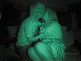 終電逃したバカ女を車に連れ込みカーセックス隠し撮り　サンプル画像03